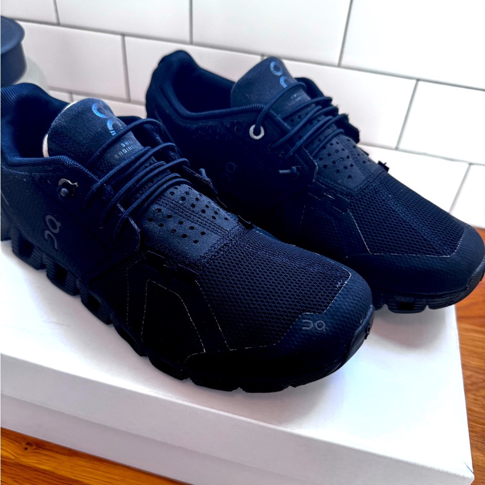 .54 On Cloud Womens All Black great Condition